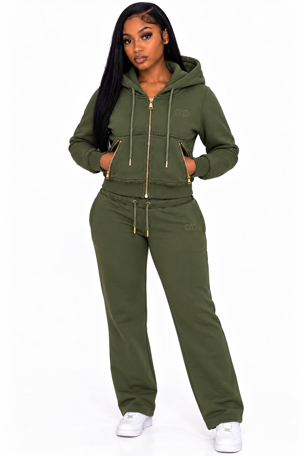 Loyaltee Syncere™ Complete Women’s Sweatpants Set